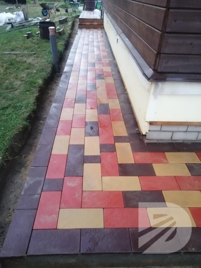 trotuarnaya plitka bruk raznocvetniy